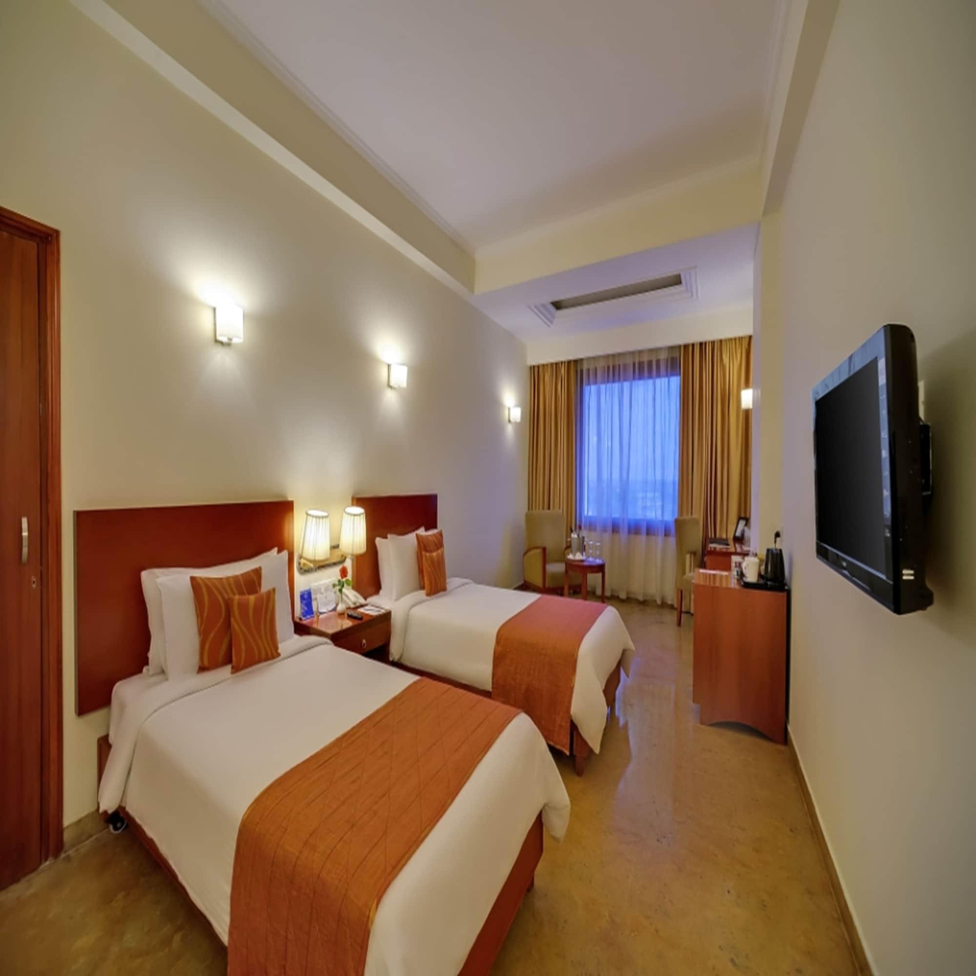 The Royal Plaza Gangtok Hotel Exterior foto