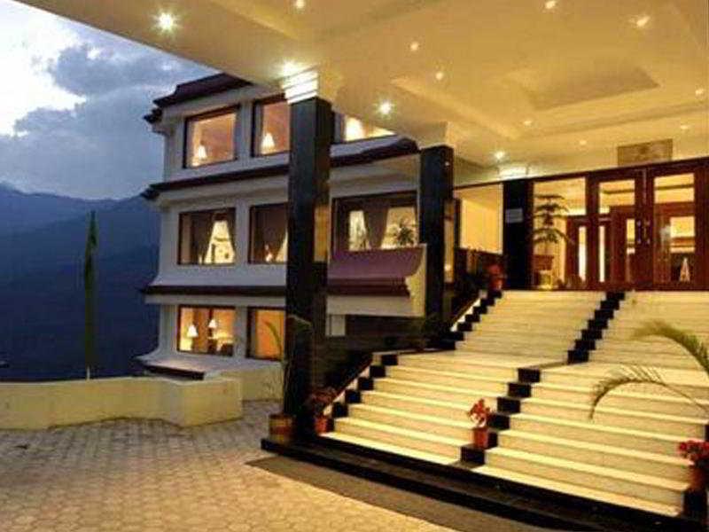 The Royal Plaza Gangtok Hotel Exterior foto