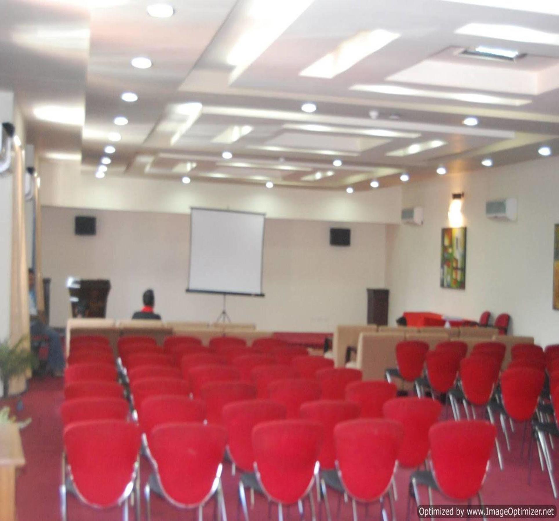 The Royal Plaza Gangtok Hotel Exterior foto