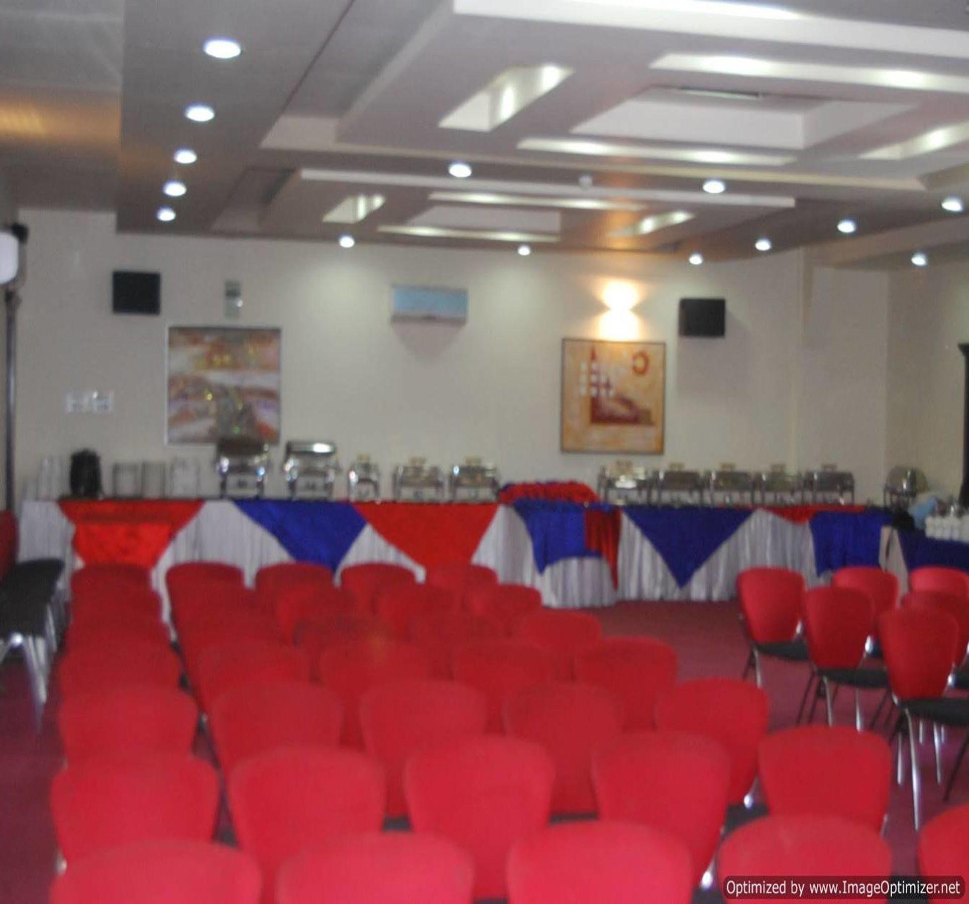 The Royal Plaza Gangtok Hotel Exterior foto