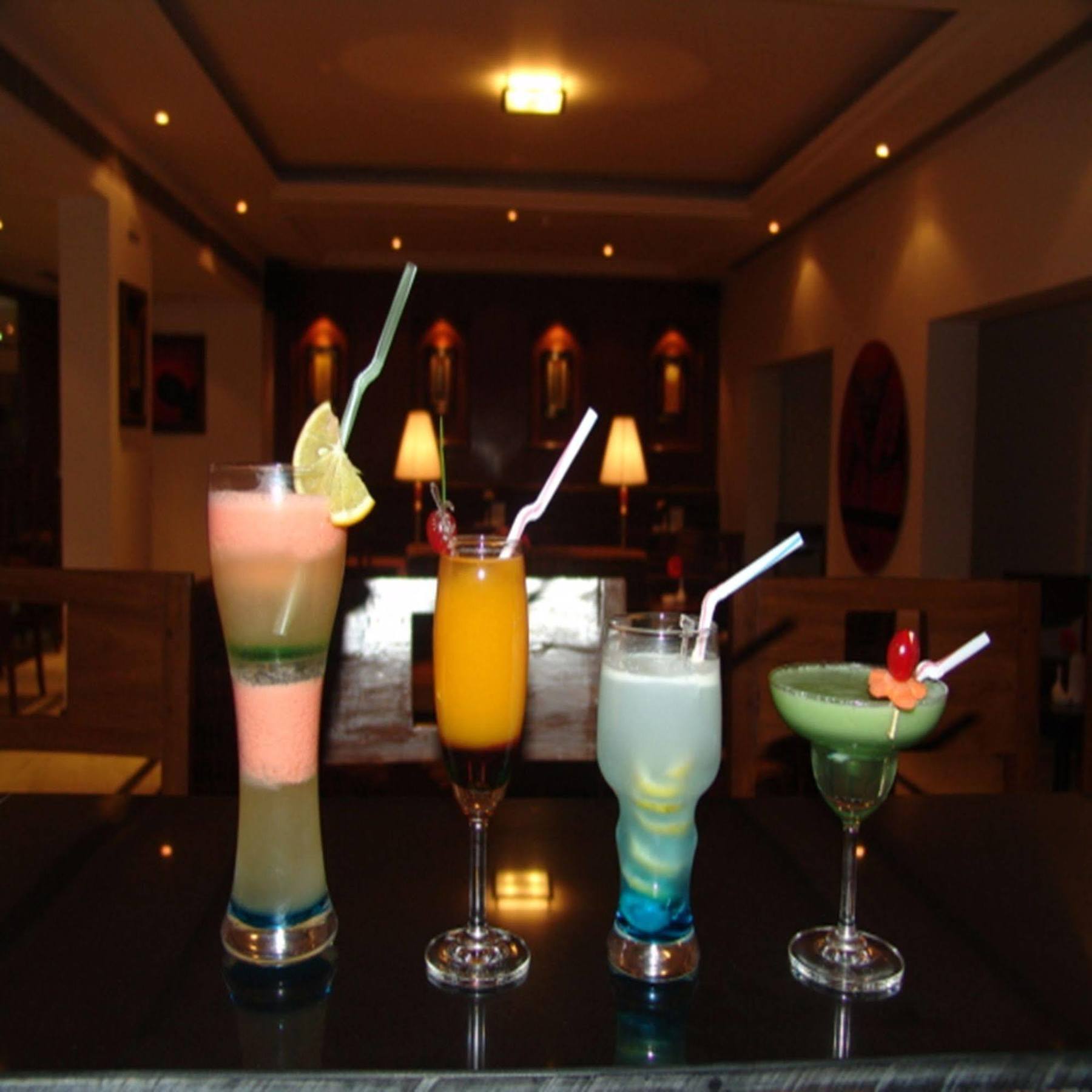 The Royal Plaza Gangtok Hotel Exterior foto